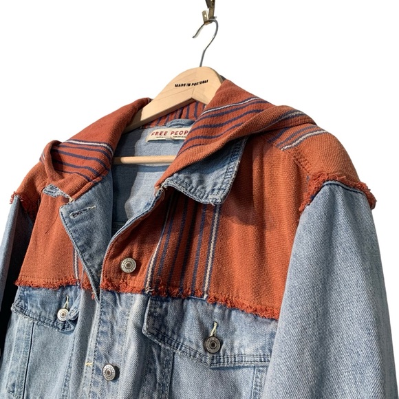 FREE PEOPLE | NWOT Baja Hooded Distressed Denim Jacket - Picture 3 of 13